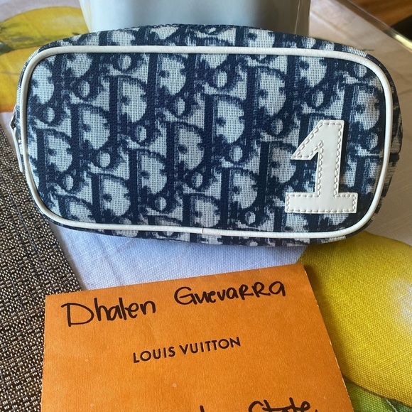 Dior Cosmetic pouch - Picture 1 of 15